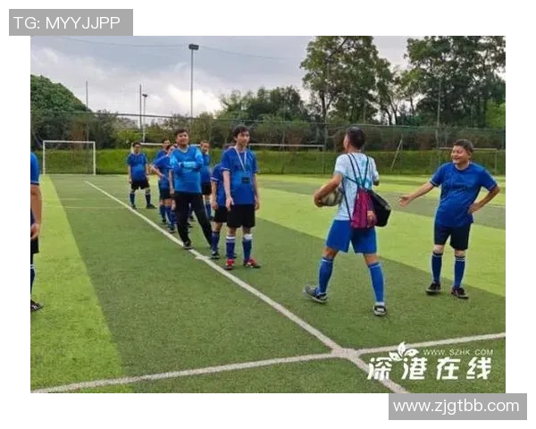 足球明星放狠话引发热议赛场争锋再掀波澜球迷期待精彩对决